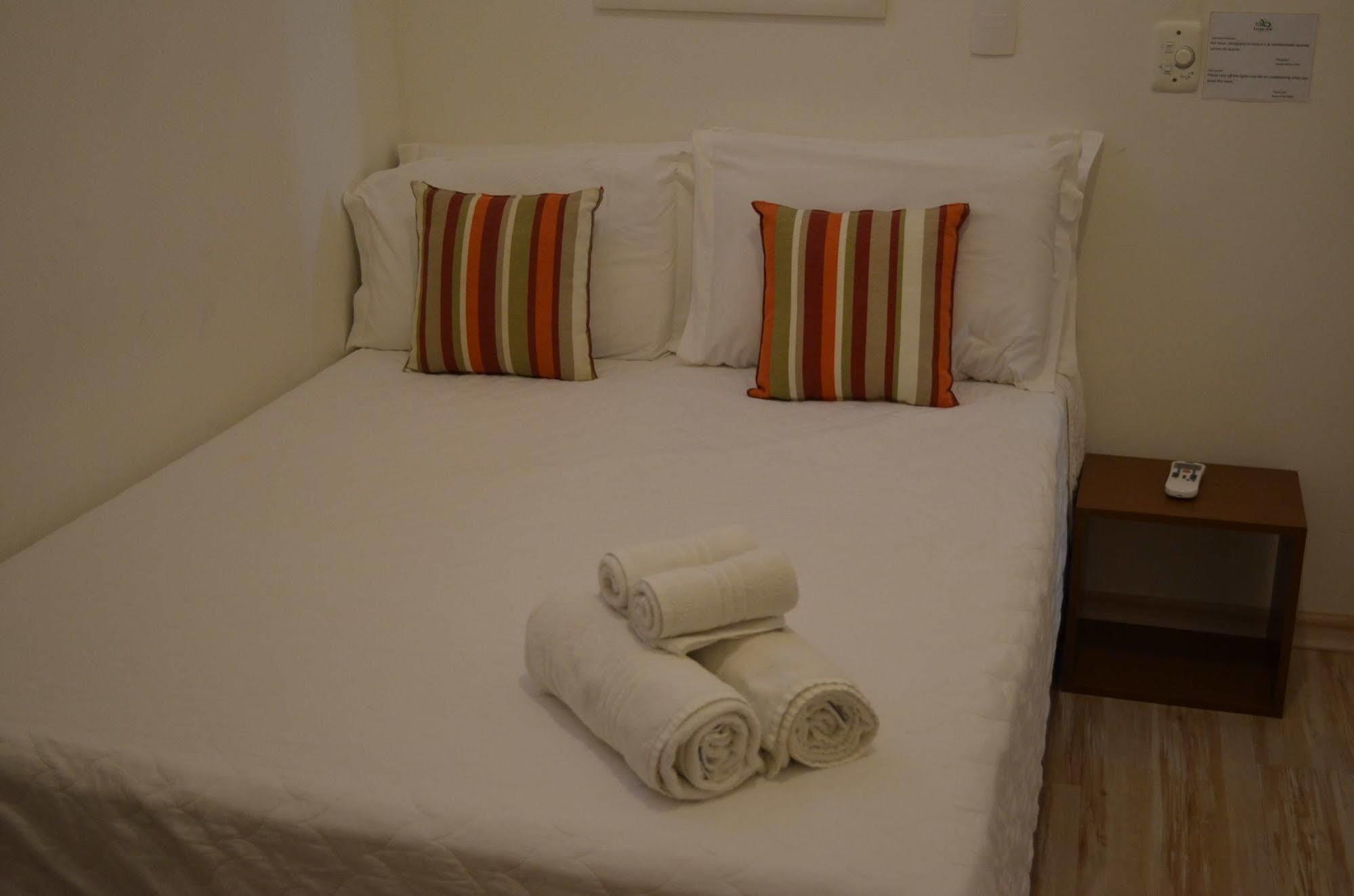 Hostal Bossa In Rio &